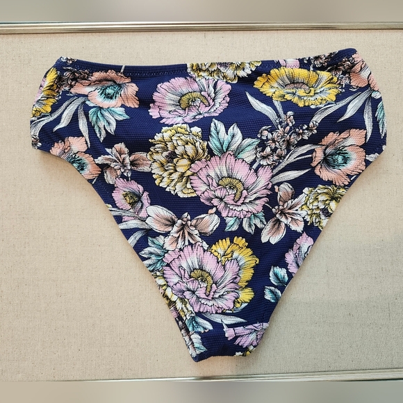 Jessica Simpson BLUEBERRY MULTI Floral-Print Tie Bikini - Picture 4 of 8